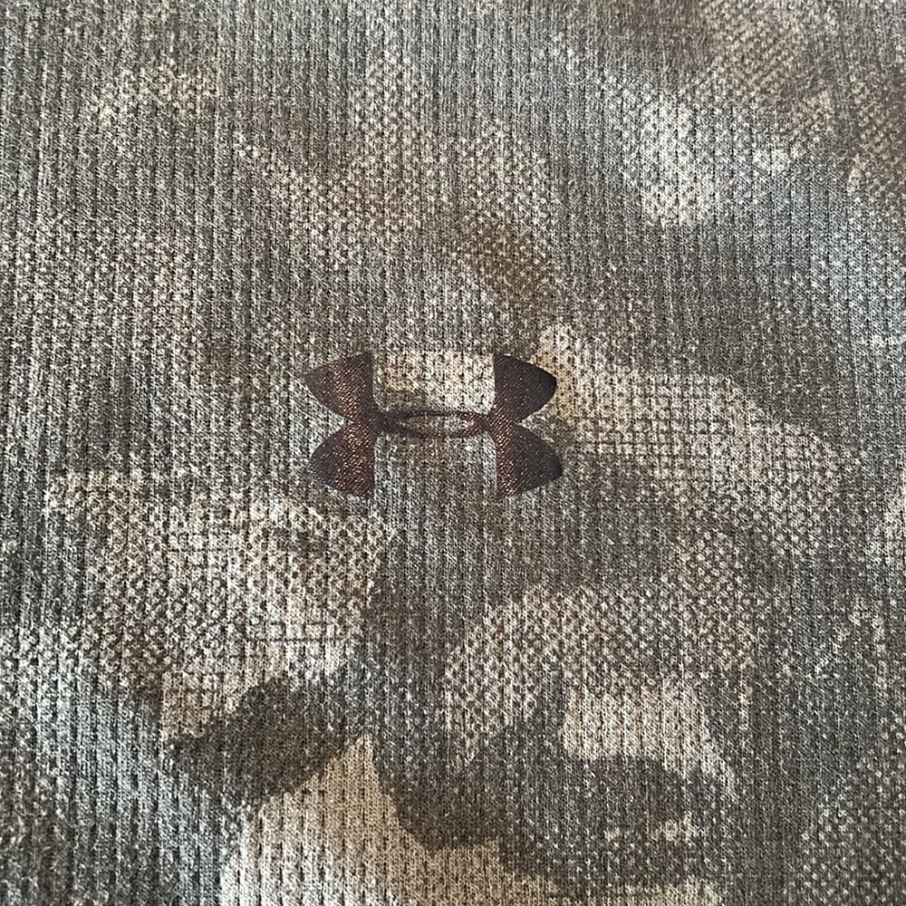 Under Armour cold gear long sleeve top - Picture 3 of 3
